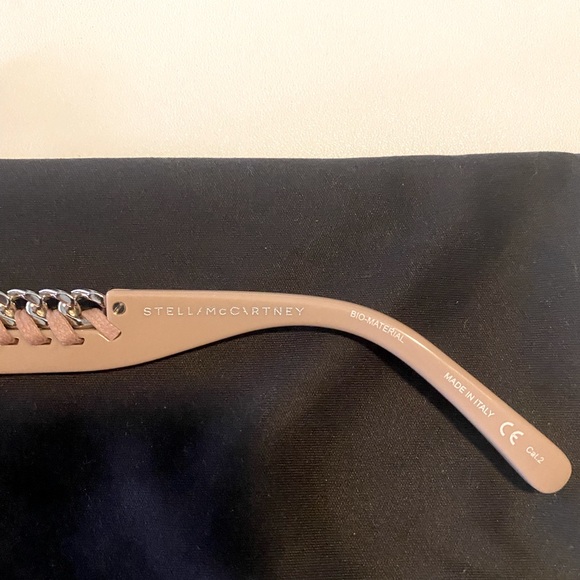 🌞🕶️✨ Stella McCartney Sunglasses in Light Pink/Rose Gold - Picture 3 of 4